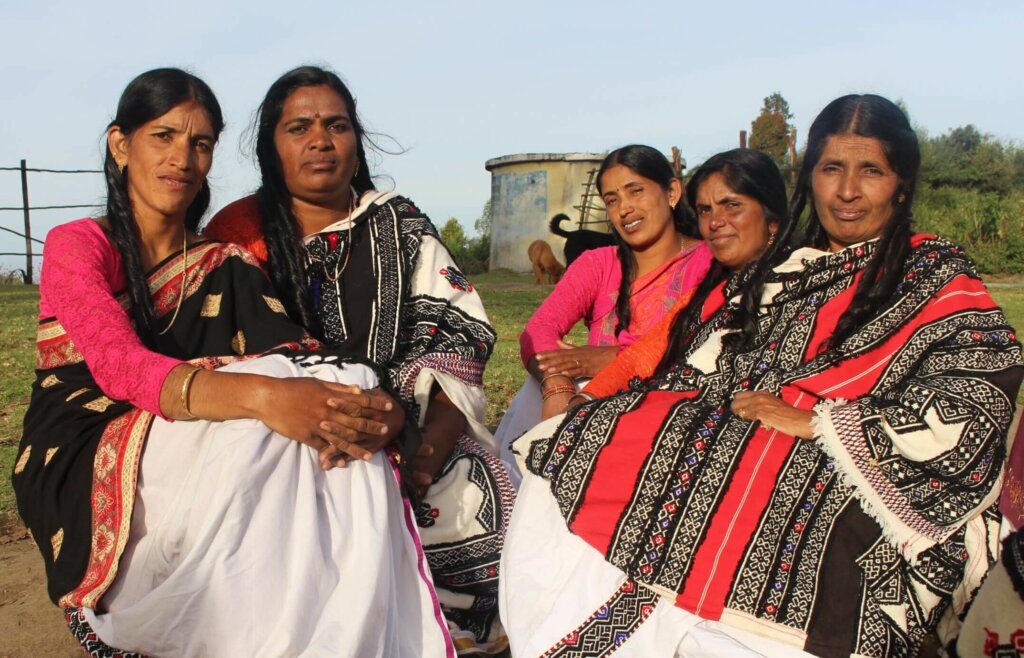 Suya biddhi, Jeya neyadhi, Savithri, Shivaspuri, Dharmalakshmi, Jaali rani och nilandh poov. Foto Julia Lindahl